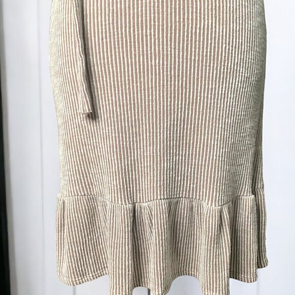 Caution To The Wind Wrap Midi Dress Cap Sleeve Ribbed Size Medium - Picture 4 of 16